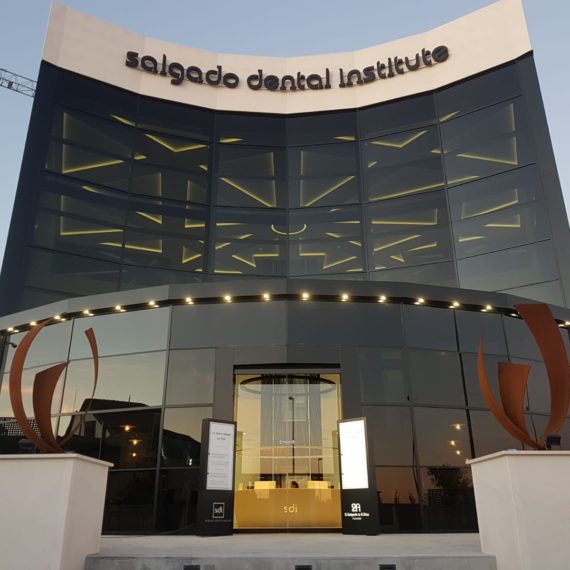 Salgado Dental Institute